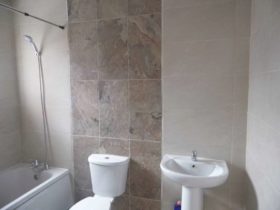 1 bedroom Flat to re...